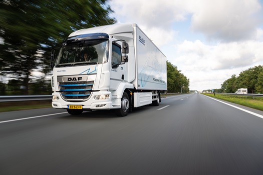 1602-New-Generation-DAF-XB-Electric