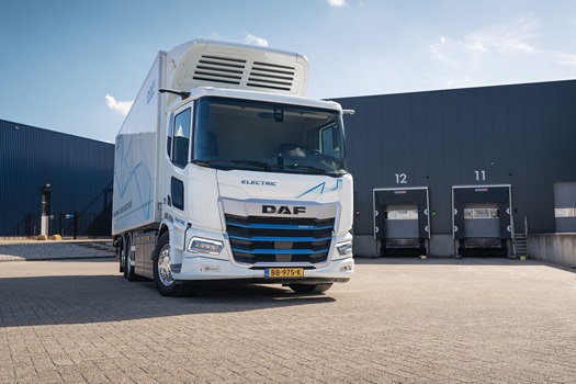1710-New-Generation-DAF-XD-Electric