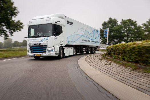 1715-New-Generation-DAF-XD-Electric