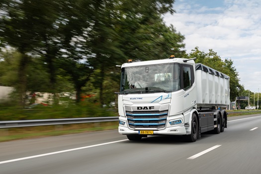 1720-New-Generation-DAF-XD-Electric