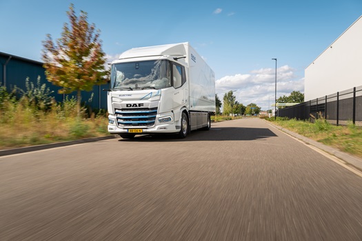 1725-New-Generation-DAF-XD-Electric